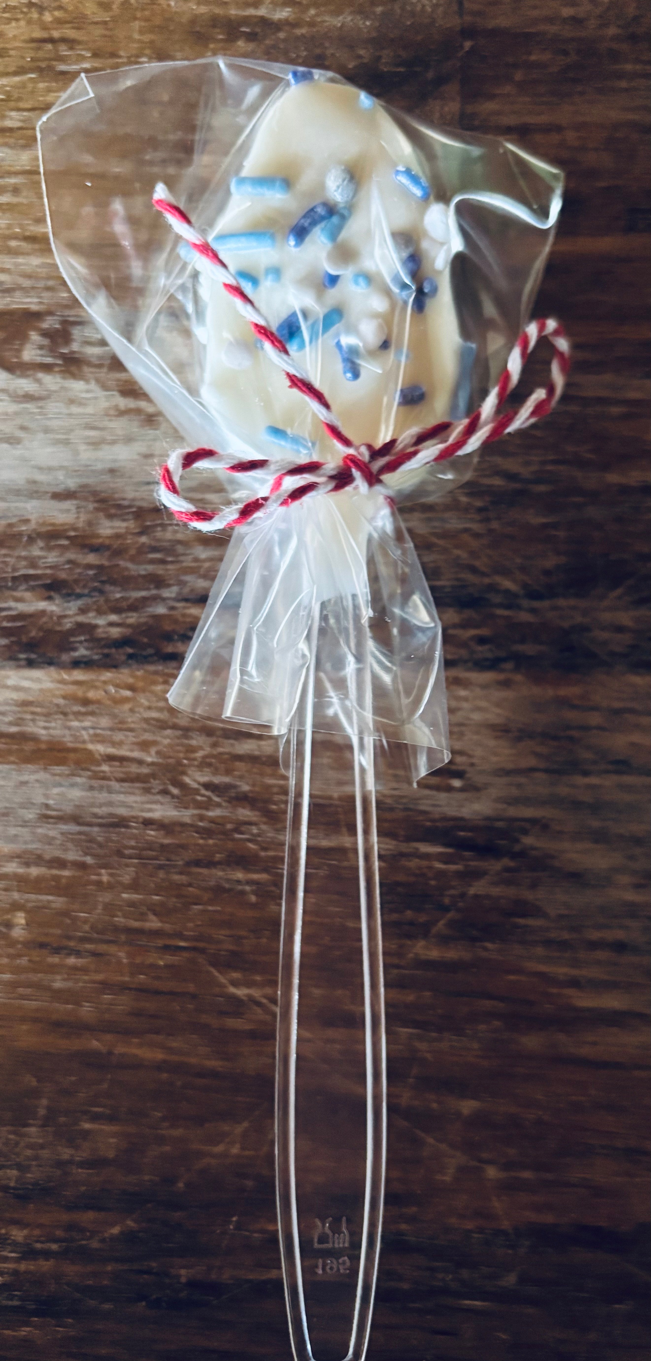 White Chocolate Mint Covered Spoons